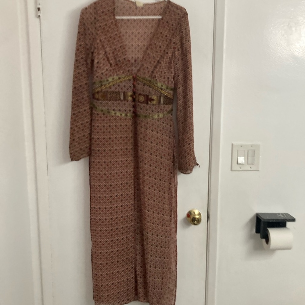 Chic Tan Patterned Swim cover up one of a kind vintage! Can be worn many ways s